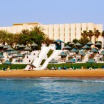 Bin Majid Beach Hotel Außenansicht vom Strand