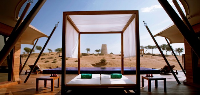 Blick von der Terrasse im Hotel Banyan Tree al Wadi in Ras al Khaimah