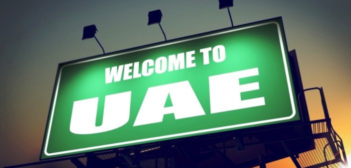 Schild am Flughafen Dubai - Welcome to UAE